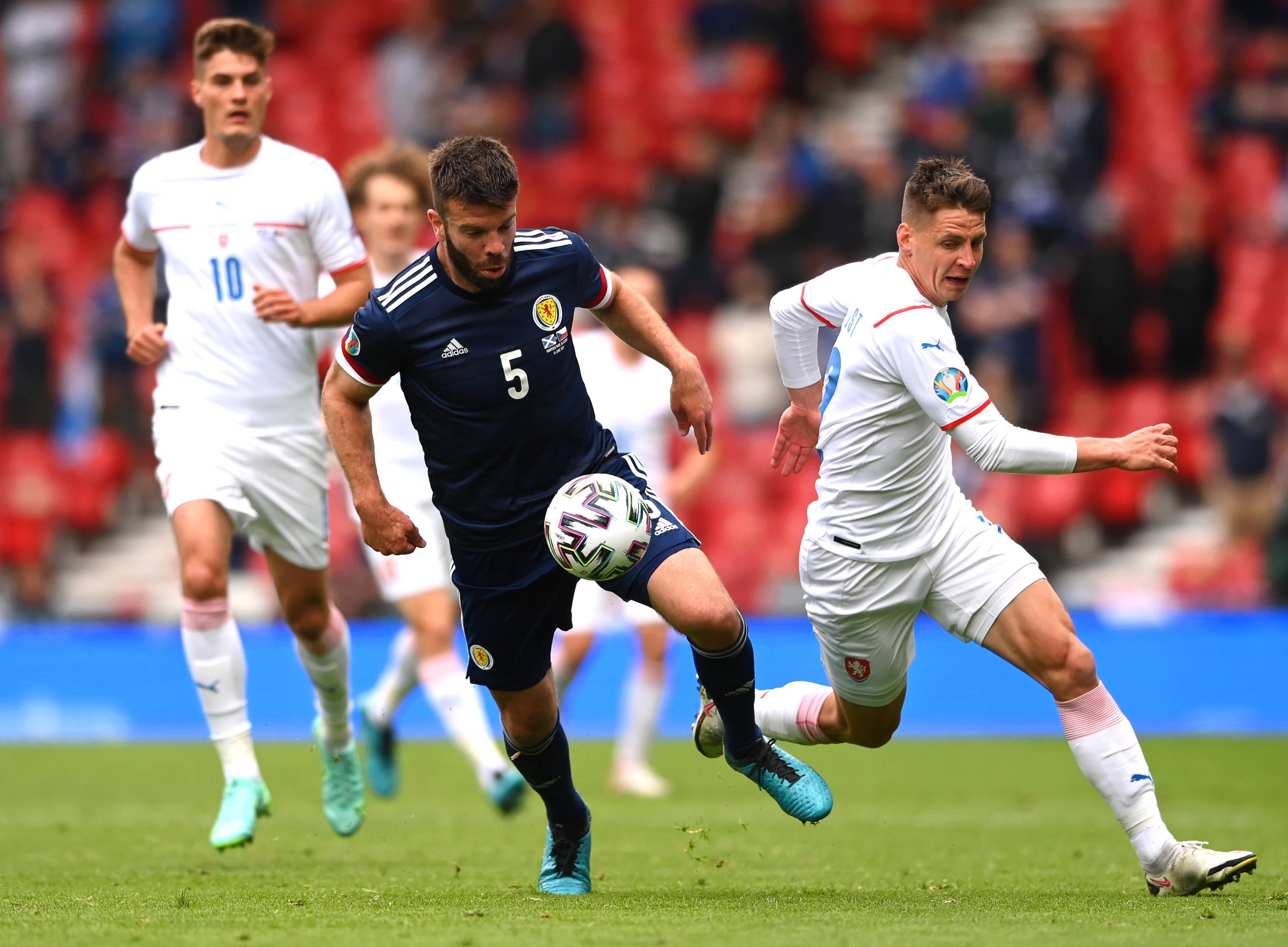 胜给了更多 胜给了更多